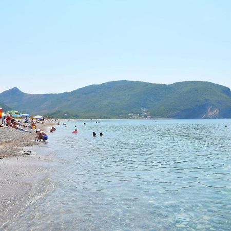Apartments Siljak Petrovac Exterior foto