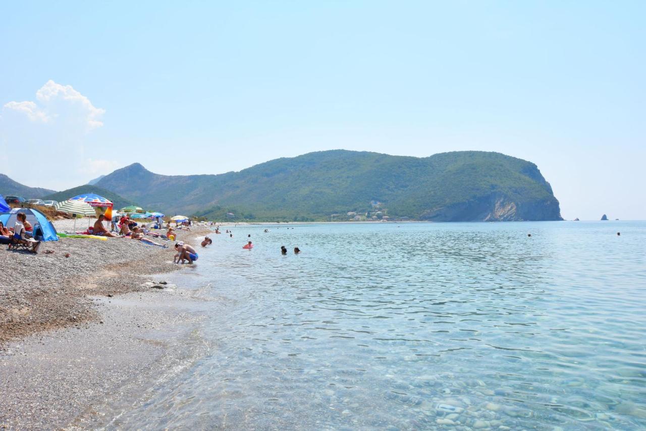 Apartments Siljak Petrovac Exterior foto